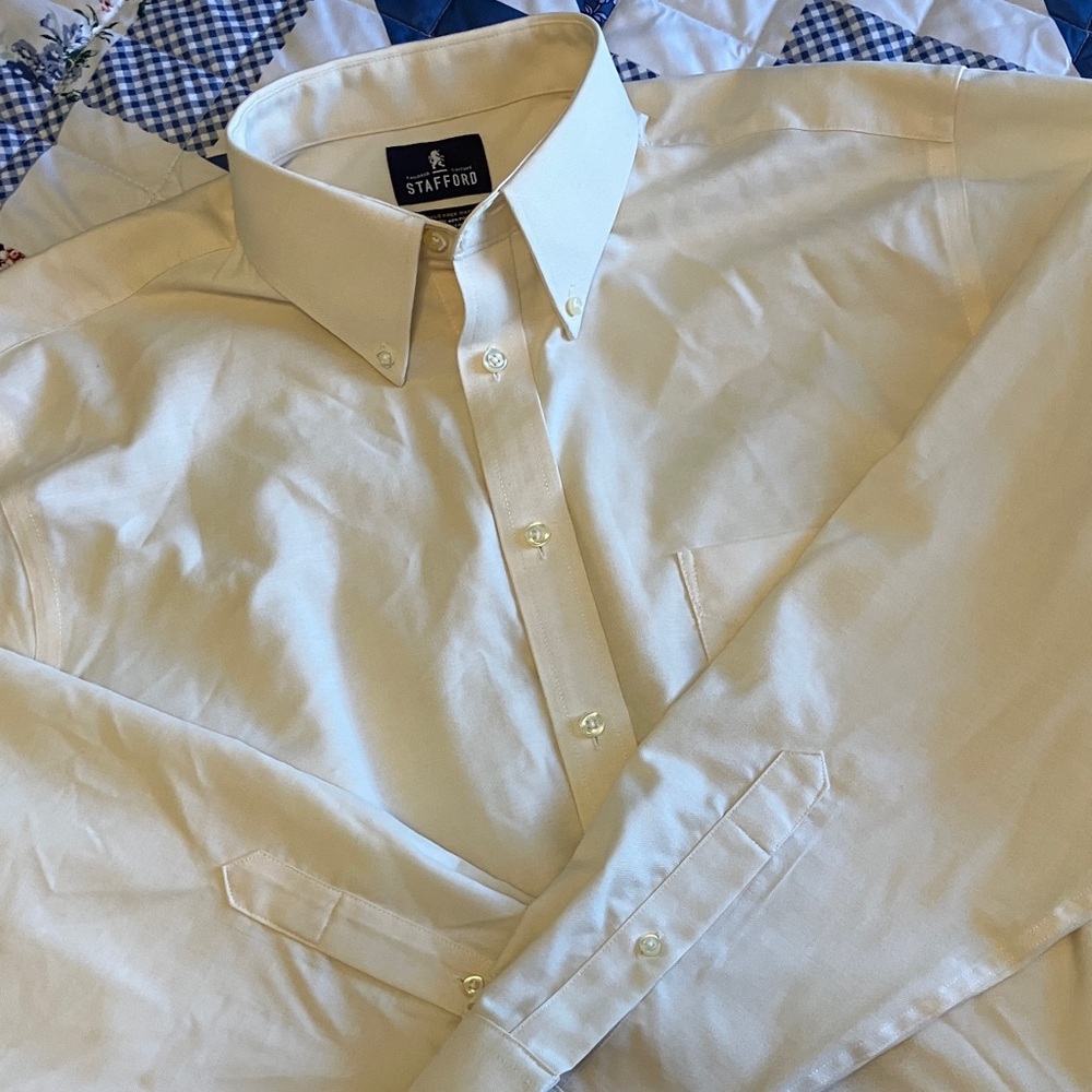 Stafford Men's Light Cream Dress Shirt